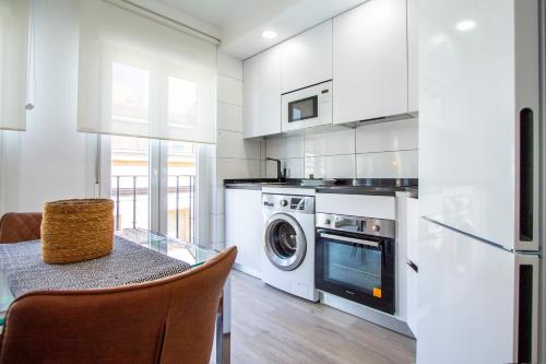 One-Bedroom Apartment image 10