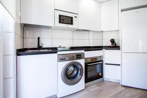 One-Bedroom Apartment image 8
