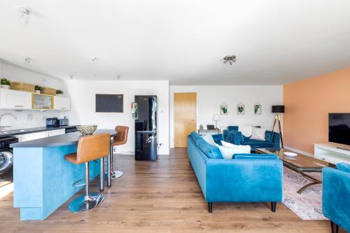 JOIVY Modern 2 bed flat near Murrayfield Stadium, Edinburgh (fotografie 10)