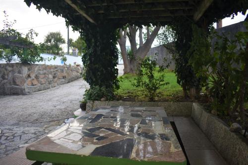 Casa con piscina al lado del mar en Viladesuso