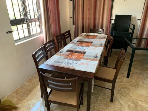 Toofan Villa 4