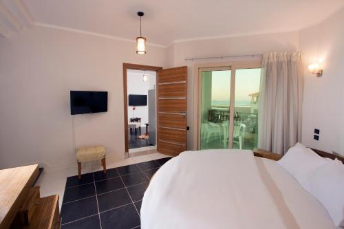 zonă comună salon/TV, Royal Beach Serviced Apartments in Al Ahyaa