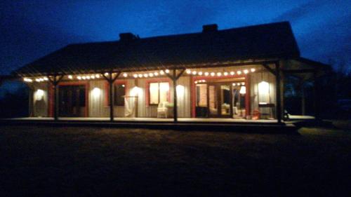 Medumi Lake Villa in Medumi