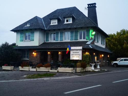 L'auberge des quatre routes chambre d'hôte Albussac