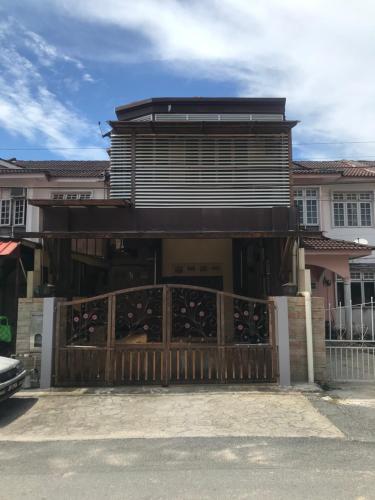Lot 971 Rumah Teres 2 Tingkat