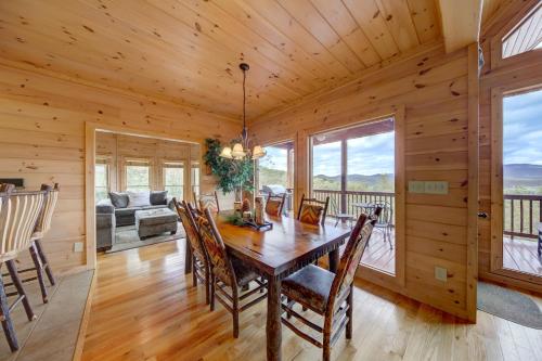Mountain High Retreat in Mineral Bluff, USA