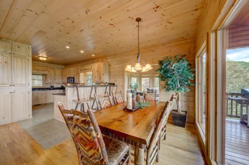 Mountain High Retreat in Mineral Bluff, USA