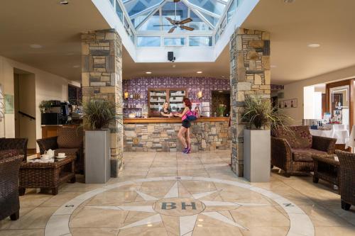 Lobby, Burrendale Hotel Country Club & Spa in Newcastle