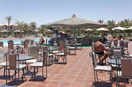 Restoran, The Three Corners Sea Beach Resort in Qesm Marsa Alam