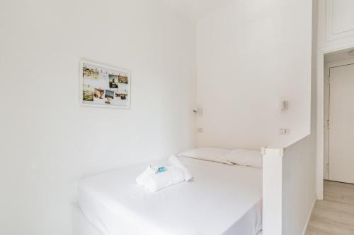 GuestHost - Bright Apt 600mt from Viale Zara!, Mailand (Foto 6)