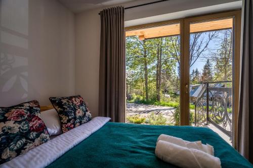Two-Bedroom Apartment with Balcony image 3