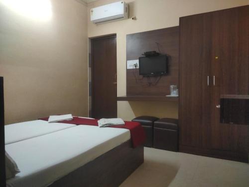 PLAZA GUEST HOUSE – Chennai, IL
