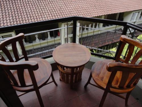 Private Apartment inside Beach Resort Jayakarta