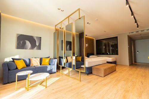 384080751 Esbjerg Hotel