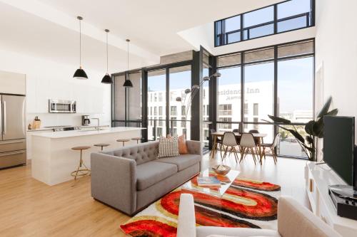 Sonder by Marriott Bonvoy 17WEST Apartments
