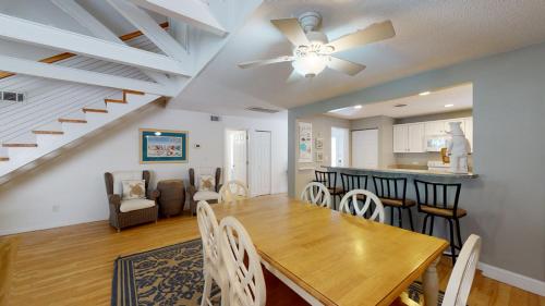 762 Queens Grant - image 10