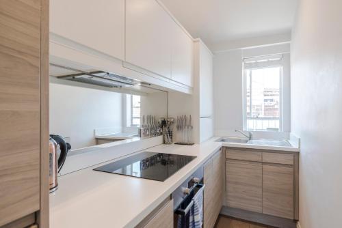 Marylebone Gloucester Place by Viridian apartments - image 3