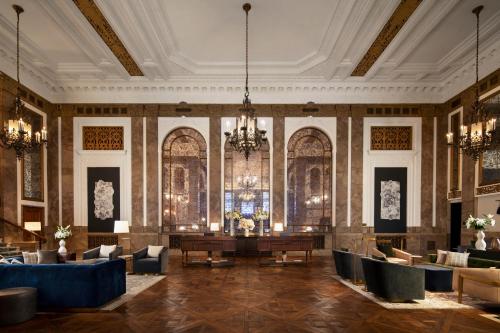 Kimpton Sir Francis Drake Hotel - main image