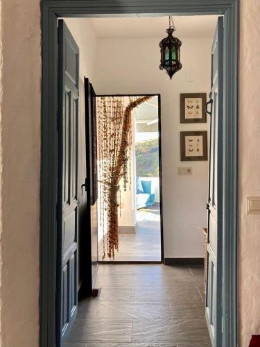 Casa Amigos Sorvilan - La Almendra in Polopos