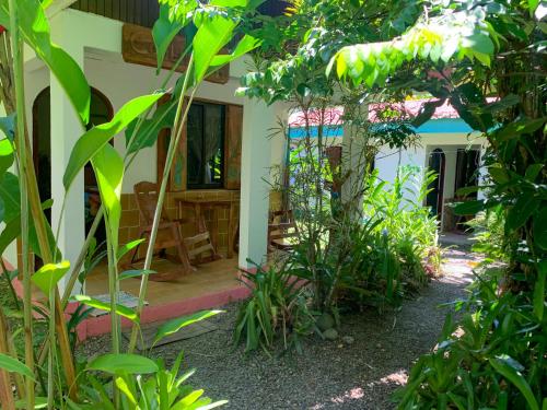 Cabinas Tito in กาอุยตา