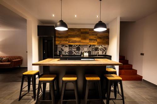 Secret Pearls by Matira Beach in นูนวย