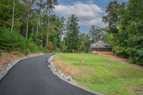 Lakeshore View Cottage