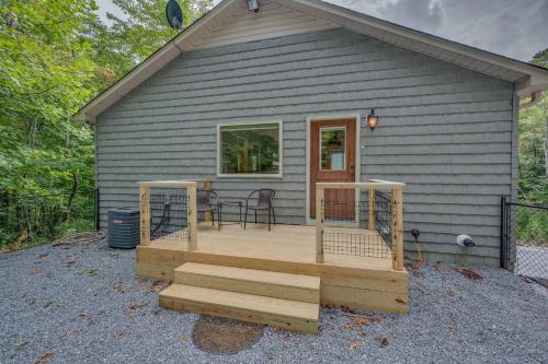 Lakeshore View Cottage