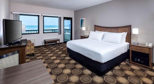 Best Western New Smyrna Beach Hotel & Suites - image 11