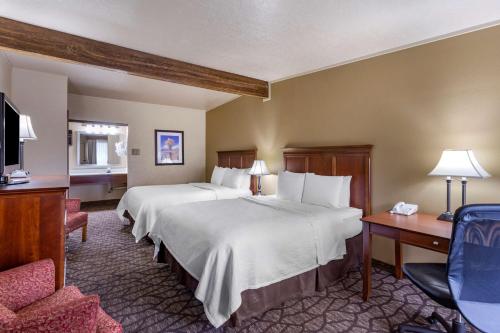Best Western Dunmar Inn - image 2