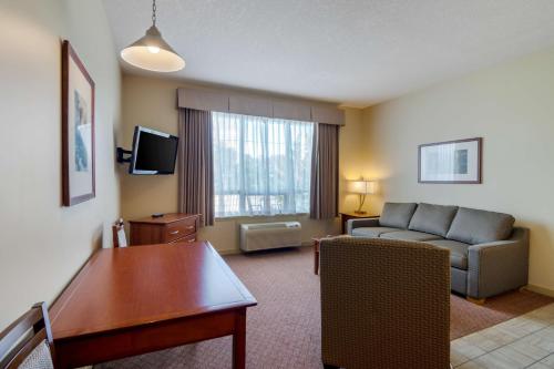 Best Western PLUS Chemainus Inn in Chemainus, Canada