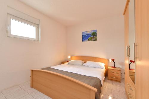 Two-Bedroom Apartment with Terrace and Sea View image 10