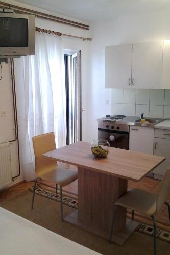 Apartments with a parking space Stari Grad Hvar - 5730 - image 12