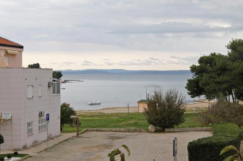 One-Bedroom Apartment with Balcony and Sea View image 10