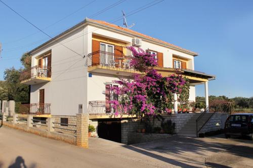  Apartments with a parking space Sukosan, Zadar - 5799 in Bibinje