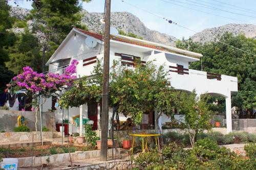  Apartments by the sea Ivan Dolac, Hvar - 5709, Pension in Ivan Dolac