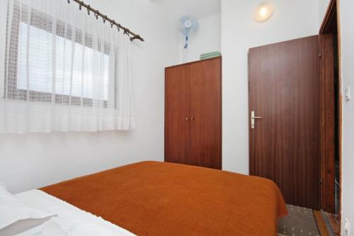 Apartment Nemira 5884c - image 9
