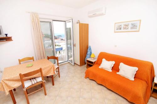 Apartments with a parking space Hvar - 5701 - image 14