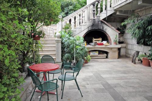 Apartments with parking space Supetar Brac - 5676 - image 4
