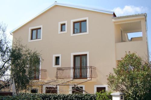  Apartments by the sea Biograd na Moru, Biograd - 5845 in Biograd na Moru
