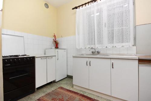Apartment Biograd na Moru 5899a - image 3