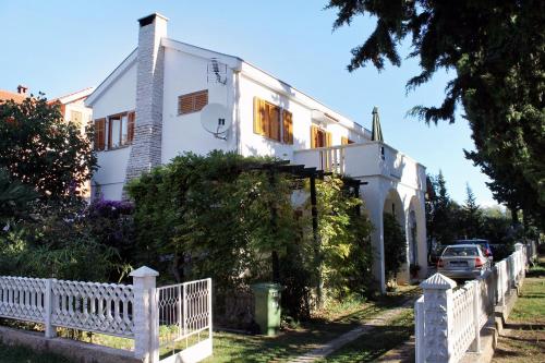  Apartments with a parking space Sabunike, Zadar - 5745, Pension in Privlaka