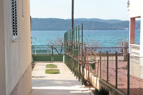 Apartments by the sea Bibinje Zadar - 5866 - image 12