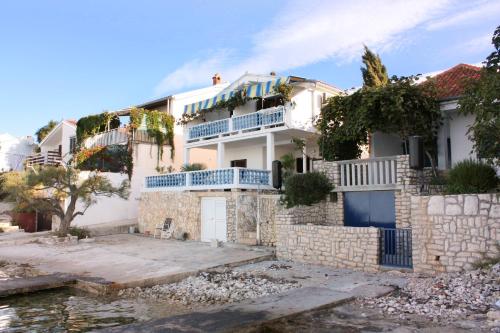  Apartments by the sea Bibinje, Zadar - 5758 in Bibinje