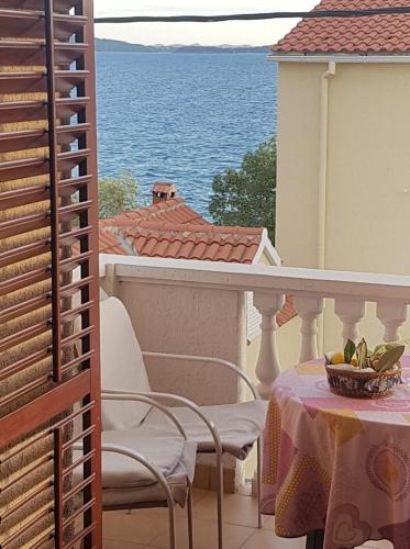 Apartments by the sea Bibinje Zadar - 5769 - image 2
