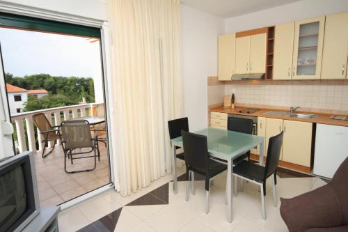Apartment Zadar - Diklo 5774d - image 2