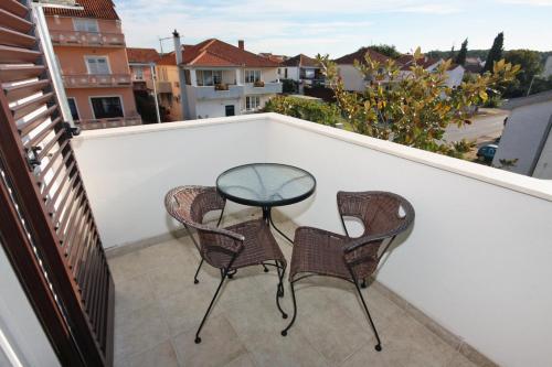 Apartments with a parking space Biograd na Moru Biograd - 5847 - image 3