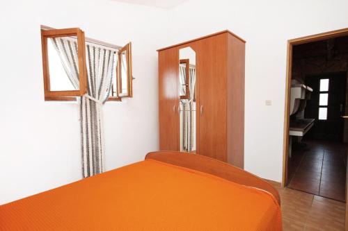 Studio with Terrace image 9