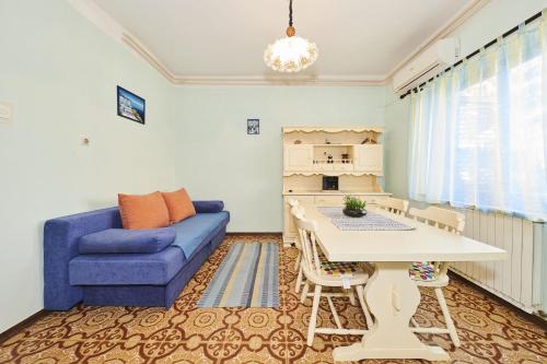 Apartments with a parking space Umag - 7735 - image 4