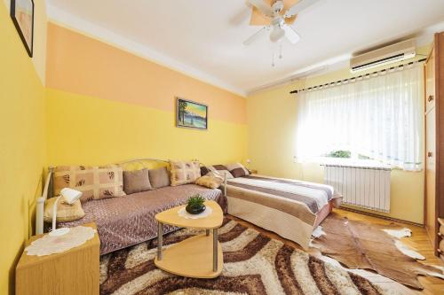 Apartments with a parking space Umag - 7735 - image 7