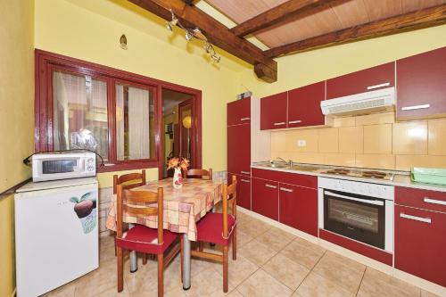 Apartments with a parking space Umag - 7735 - image 13